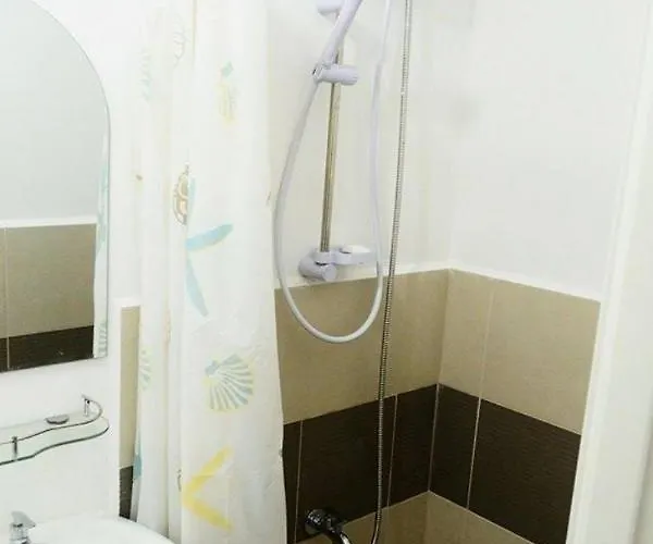 Doc's Place Aparthotel Manila